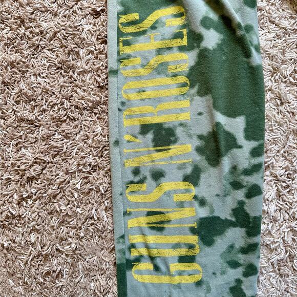 Guns N' Roses Sweatpants Green Tie Dye Spell Out Cropped Pants Women’s Size S - Picture 4 of 6